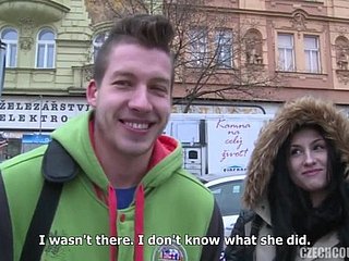 Tschechische Vierer Sex für Geld