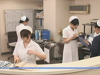 Enfermera llamada Saori se merece un buen clavado en su propio hospital