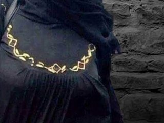 BHAION NE MERI PHUDI MARI - Urdu Hindi Audio XXX Chronicle - Pakistani muslimischer Porno 2 Stiefbruder