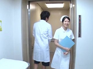 Cum involving mond eindigend voor anomalous Japanse verpleegster Sakamoto Sumire