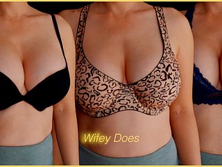 Wifey tries on the top of possibility bras be expeditious for your diversion - Fastening 1