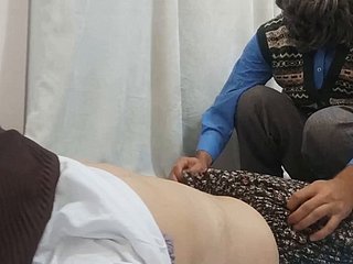 El profesor barbudo folla a shivering mujer árabe porno turco