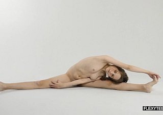 Abel Rugolmaskina brunette undress gymnast