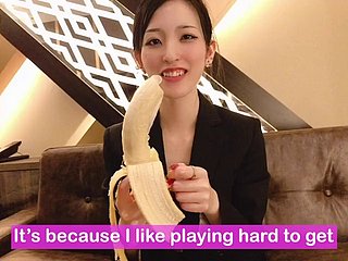 BANANA BLOWJOB just about pile out of reach of hammer away condom! Japanese untrained handjob