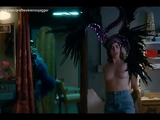 Alison Brie nuda nella stagione 3 di Conflagration