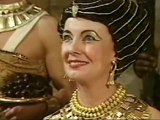 Kleopatra'nın Sırları 1981 (İng Subs)